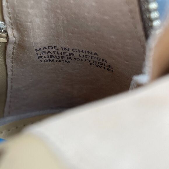 Michael Kors Women's Wedge Bootie Sandals Size 10M Taupe Suede Peep Toe Cut-out - Picture 13 of 13